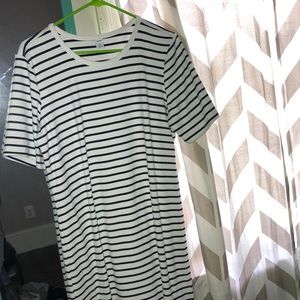Strip Old Navy Dress
